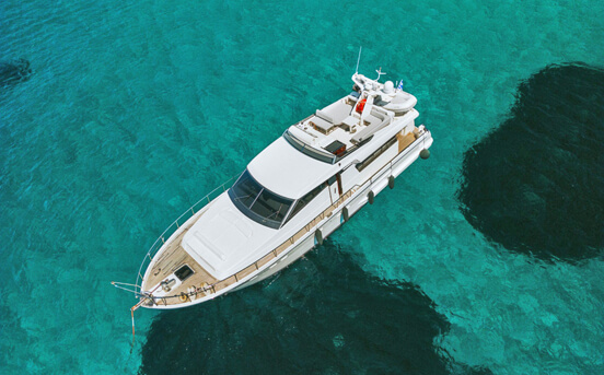yacht photo